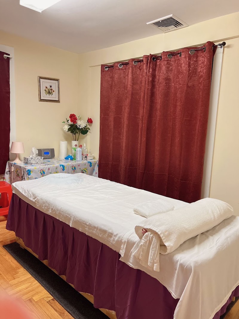 Golden Flower Massage Spa, massage spa in Torrington, CT, photo 4 of 7